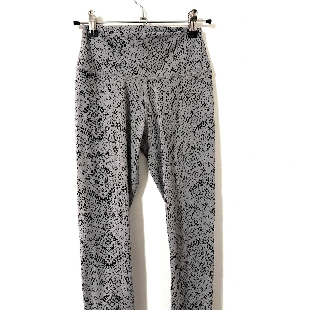 Varley Gray Silver Snakeprint Animal Print Century Leggings Size XS‎